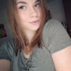 Meet your Posher, Michaela